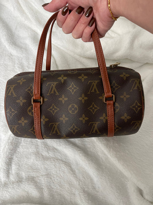 Louis Vuitton Papillon 26