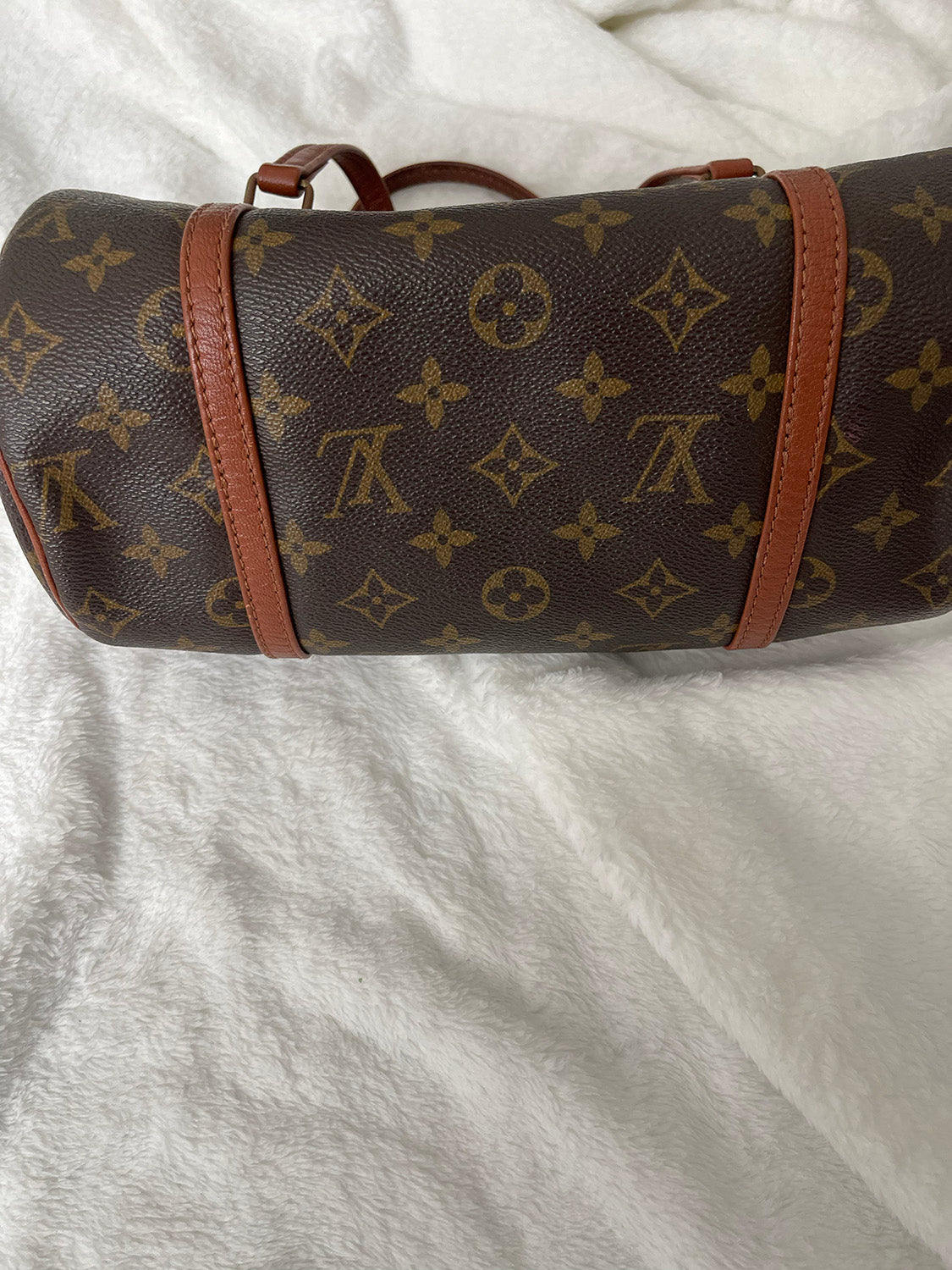 Louis Vuitton Papillon 26