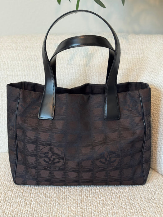 Chanel Travel line Chocolate CC tote