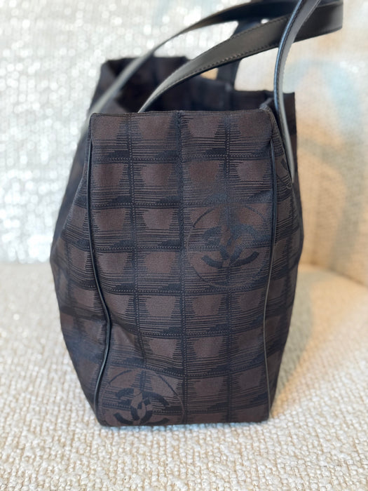 Chanel Travel line Chocolate CC tote